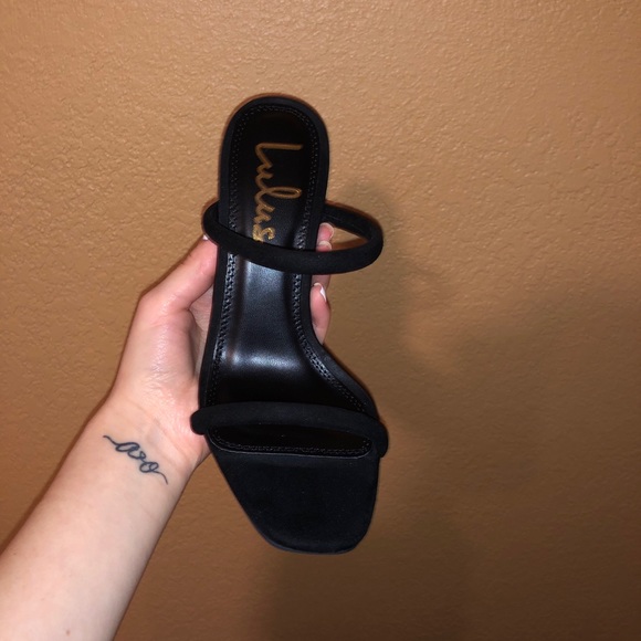 Cute Black Heels - Picture 4 of 5